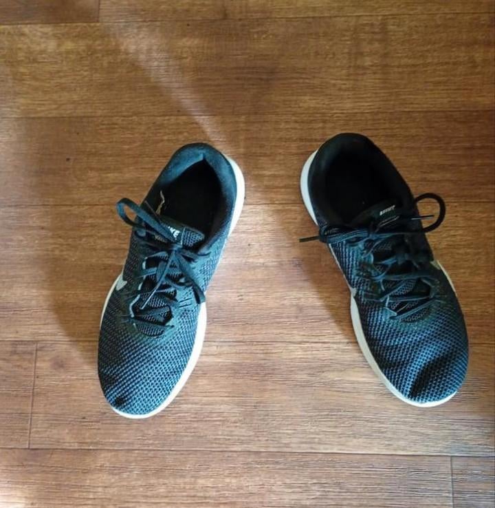 Nike flex schoenen. Maat 38,5 ,   1x aangehad, Ophalen of Verzenden, Zo goed als nieuw, Zwart, Sneakers of Gympen