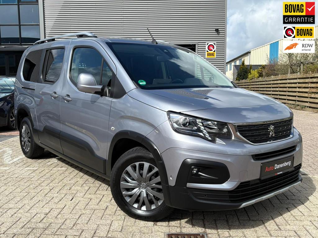 Peugeot Rifter Long 1.2 Puretech LONG Allure 7p AUTOMAAR,CAM, Auto's, Stof, Zwart, 1199 cc, 7 stoelen