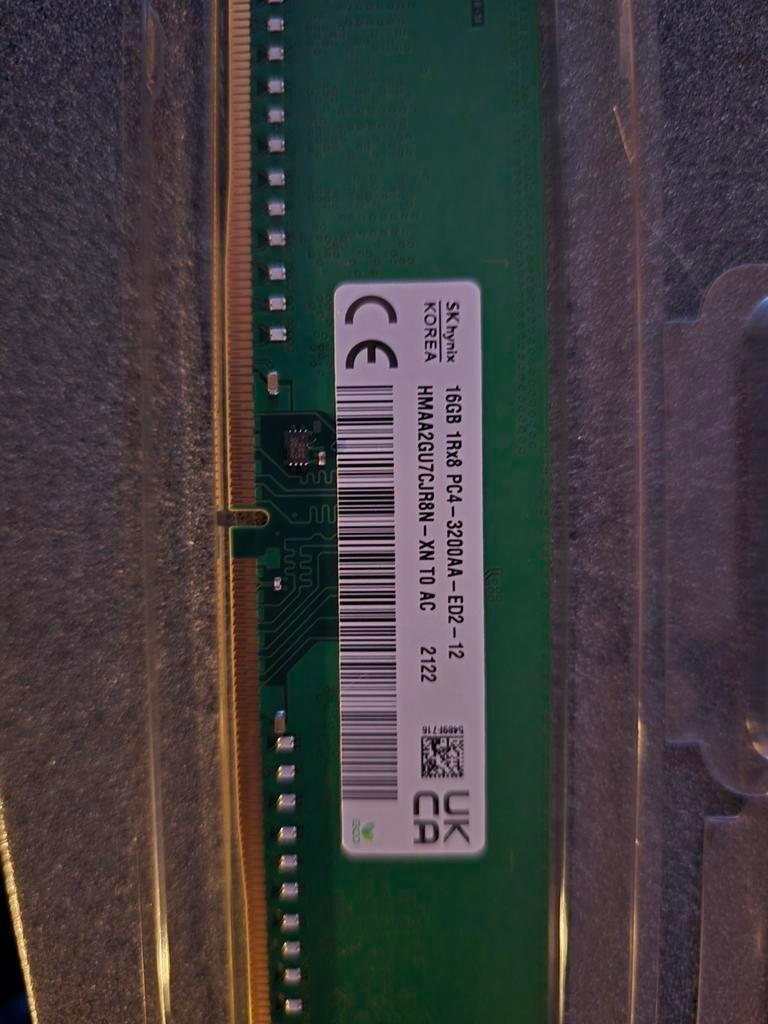SK hynix 16GB DDR4 RAM  hmaa2gu7cjr8n, Computers en Software, RAM geheugen, Ophalen of Verzenden, Zo goed als nieuw, DDR4, 16 GB