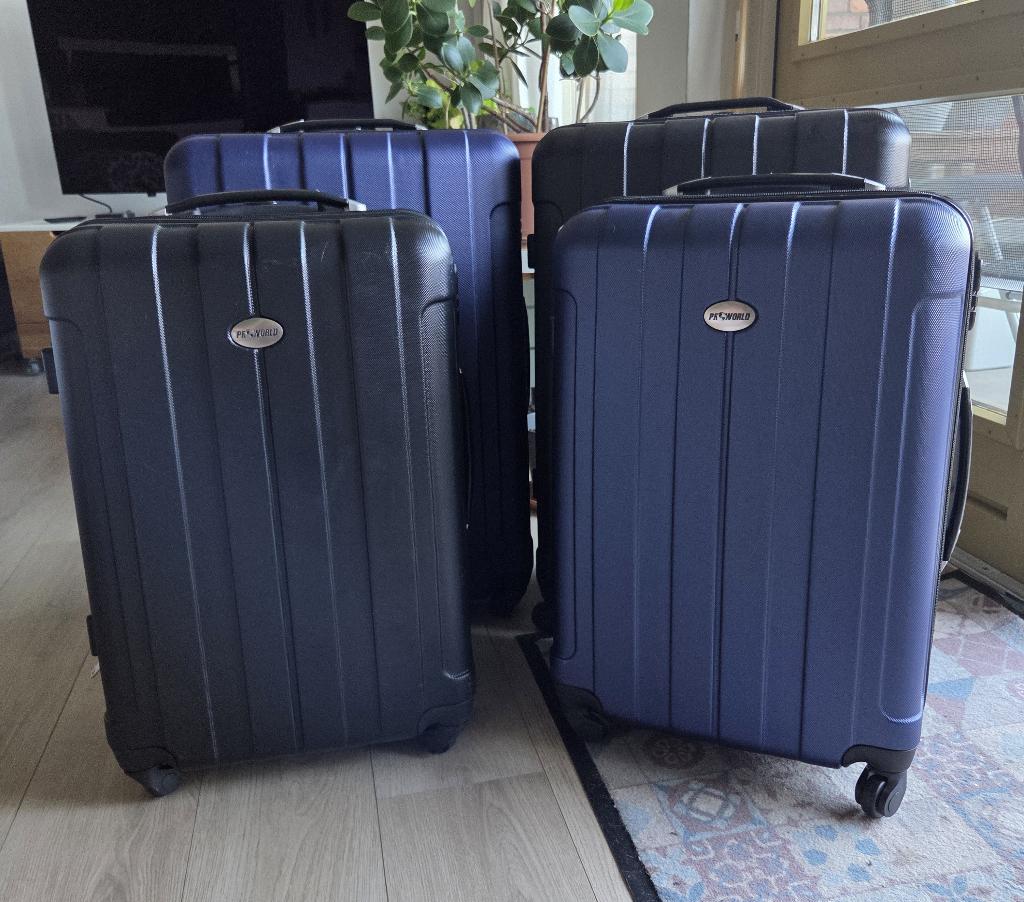 2x 2 delige kofferset zwart en blauw, Ophalen, Zo goed als nieuw