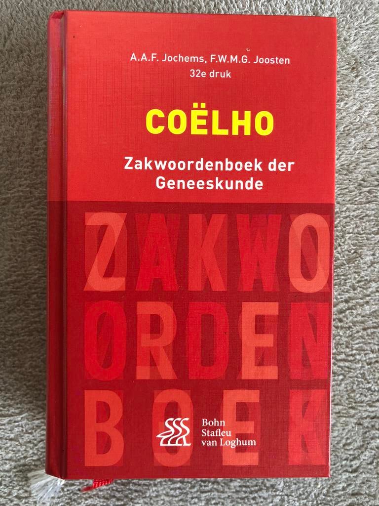 COELHO zakwoordenboek der Geneeskunde 32-e druk 2016, Ophalen of Verzenden, Beta, Zo goed als nieuw, WO