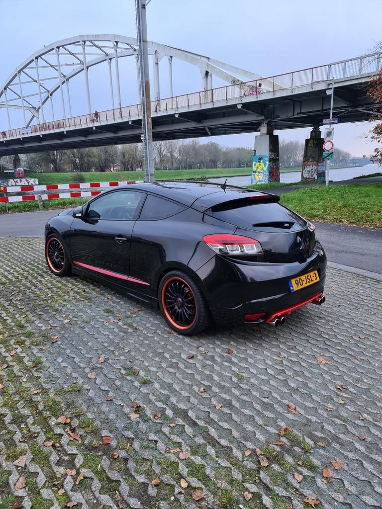 Renault Mégane 2.0 turbo 230pk RS 16V 132KW Coupe 2009 Pano, Auto's, 1998 cc, 4 cilinders, Zwart, Handgeschakeld