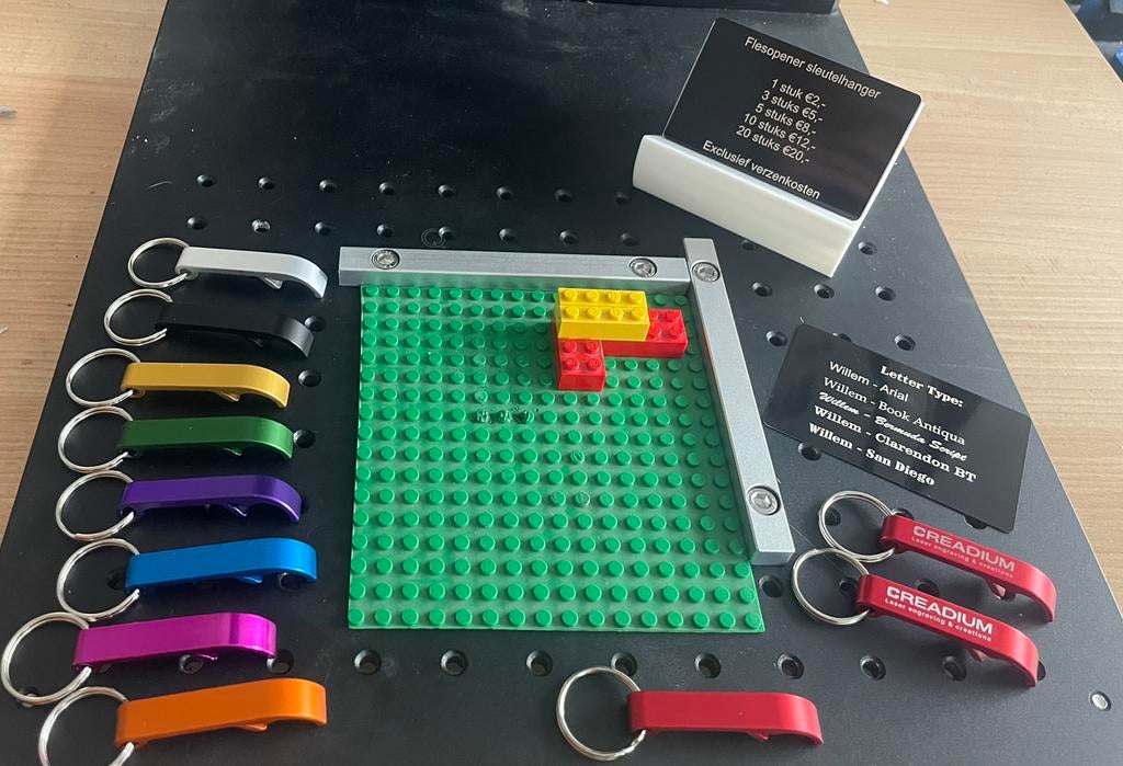 Sleutelhangers (met naam), Ophalen of Verzenden, Zo goed als nieuw