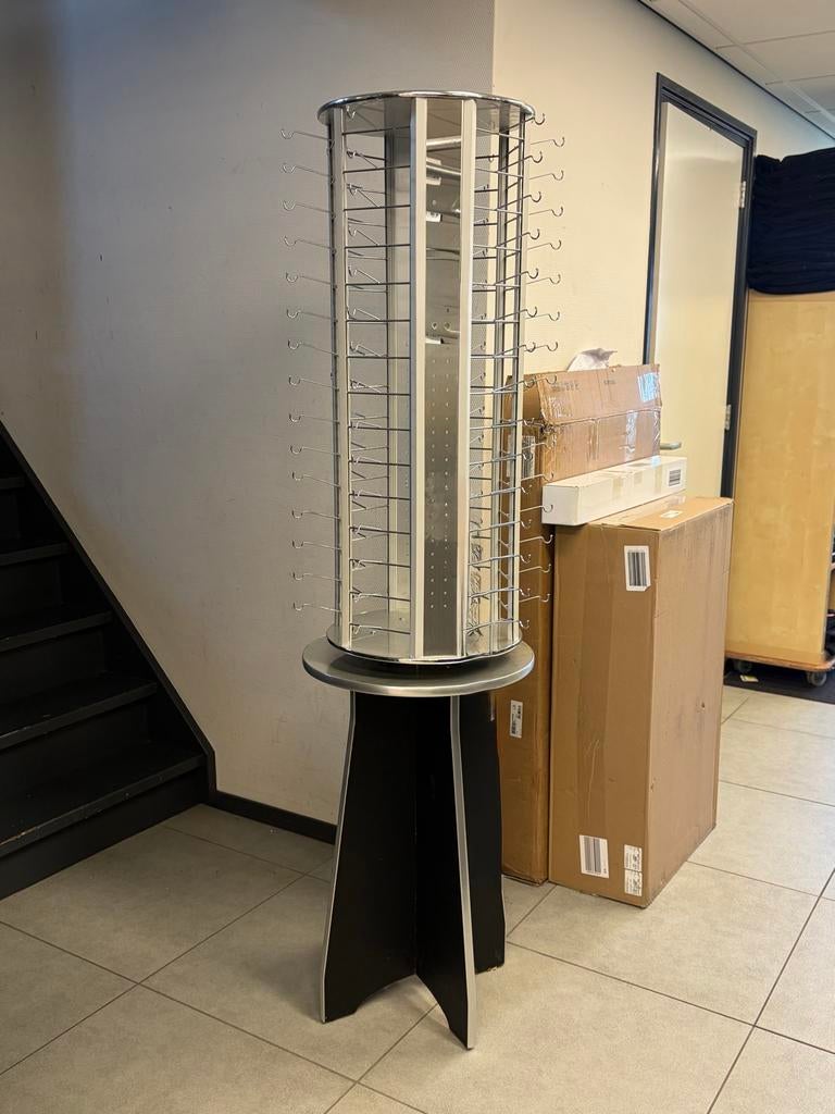 Draaiend brillen statief, Zwart, Zo goed als nieuw, Bril, Ophalen