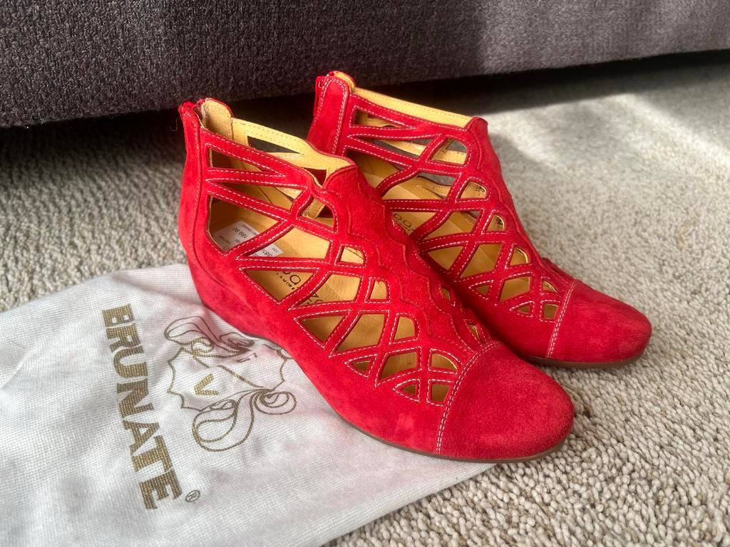 Poccopazza rode Italiaanse lage hakjes maat 38,5 - Nieuw, Kleding | Dames, Schoenen, Pumps, Nieuw, Ophalen of Verzenden, Rood