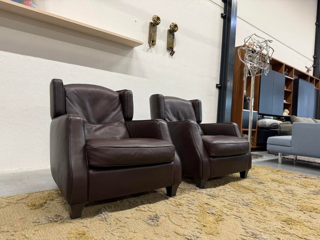 2 Natuzzi Amadeus fauteuils bruin leer Design stoel, Gebruikt, Natuzzi, Ophalen of Verzenden, 50 tot 75 cm