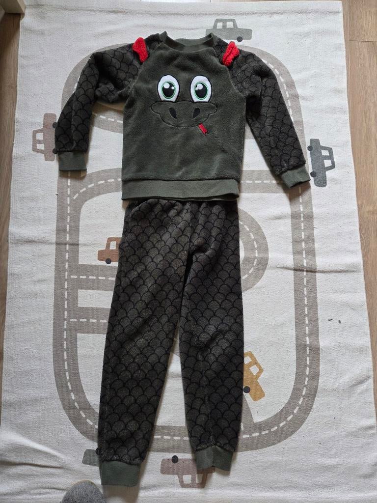 Draak winter pyjama maat 122-128 Zeeman, Gebruikt, Ophalen of Verzenden, Jongen, Nacht- of Onderkleding
