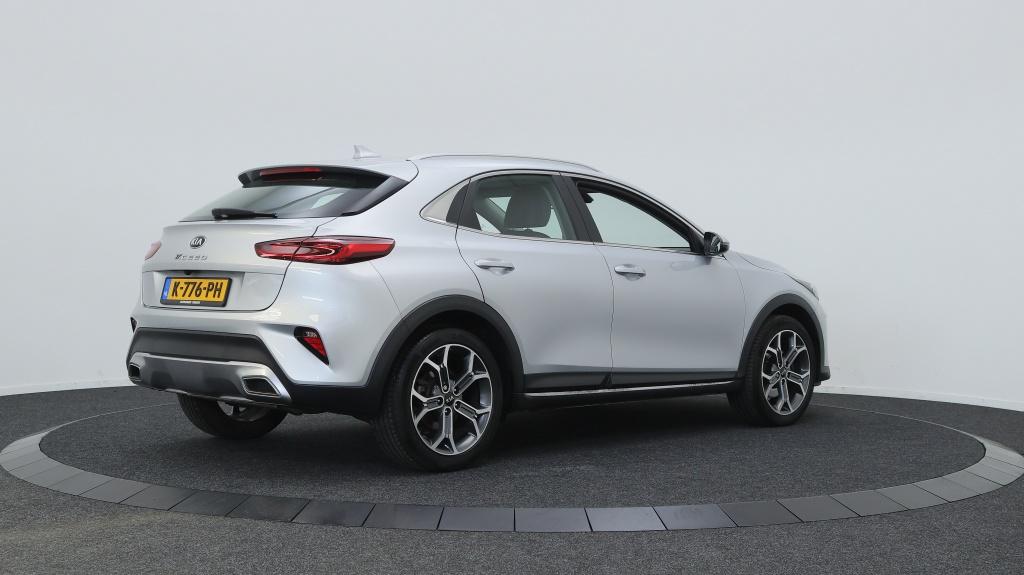 Kia Xceed 1.0 T-GDi Dynamic Line | Navigatie | Achteruitrijc, Keurmerk '100% Onderhouden', Stof, Gebruikt, 1232 kg