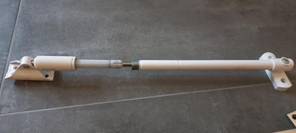 AXA Telescopische uitzetter -- zgan, Ophalen of Verzenden, Zo goed als nieuw, Rvs, Schuif of Grendel