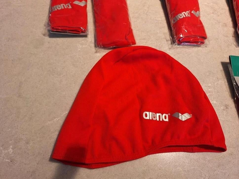 7x Arena Swim Cap Polyester - Nieuw in Verpakking, Ophalen of Verzenden, Nieuw
