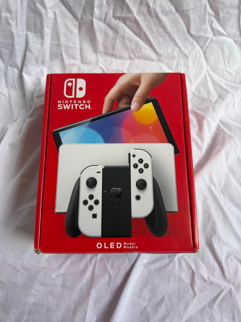 Nintendo Switch OLED, Spelcomputers en Games, Ophalen of Verzenden, Zo goed als nieuw, Met 2 controllers, Switch OLED