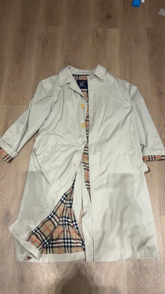 Orginele Vintage Burberry trenchcoat oversized, Kleding | Dames, Ophalen of Verzenden, Gedragen, Maat 38/40 (M), Beige