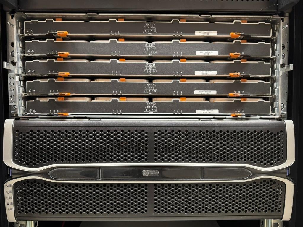 NetApp DE6600 JBOD, Ophalen, Gebruikt