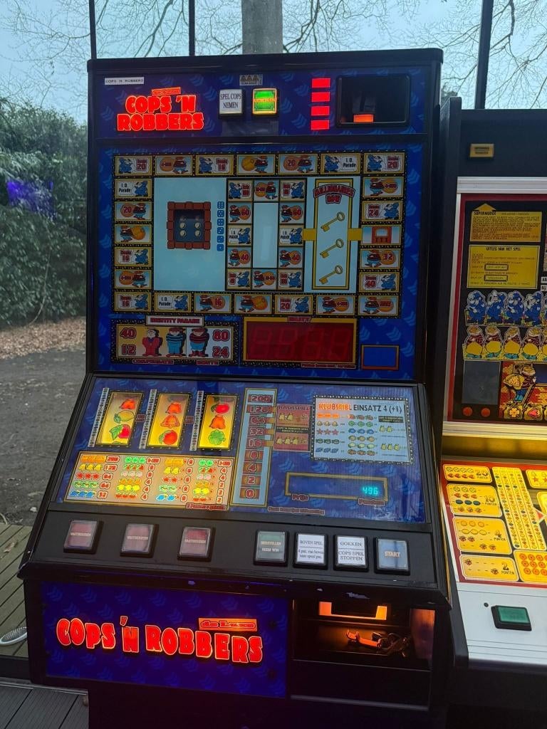 Cops'n Robbers Gokautomaat, Euro, Ophalen, Gebruikt, Met sleutels