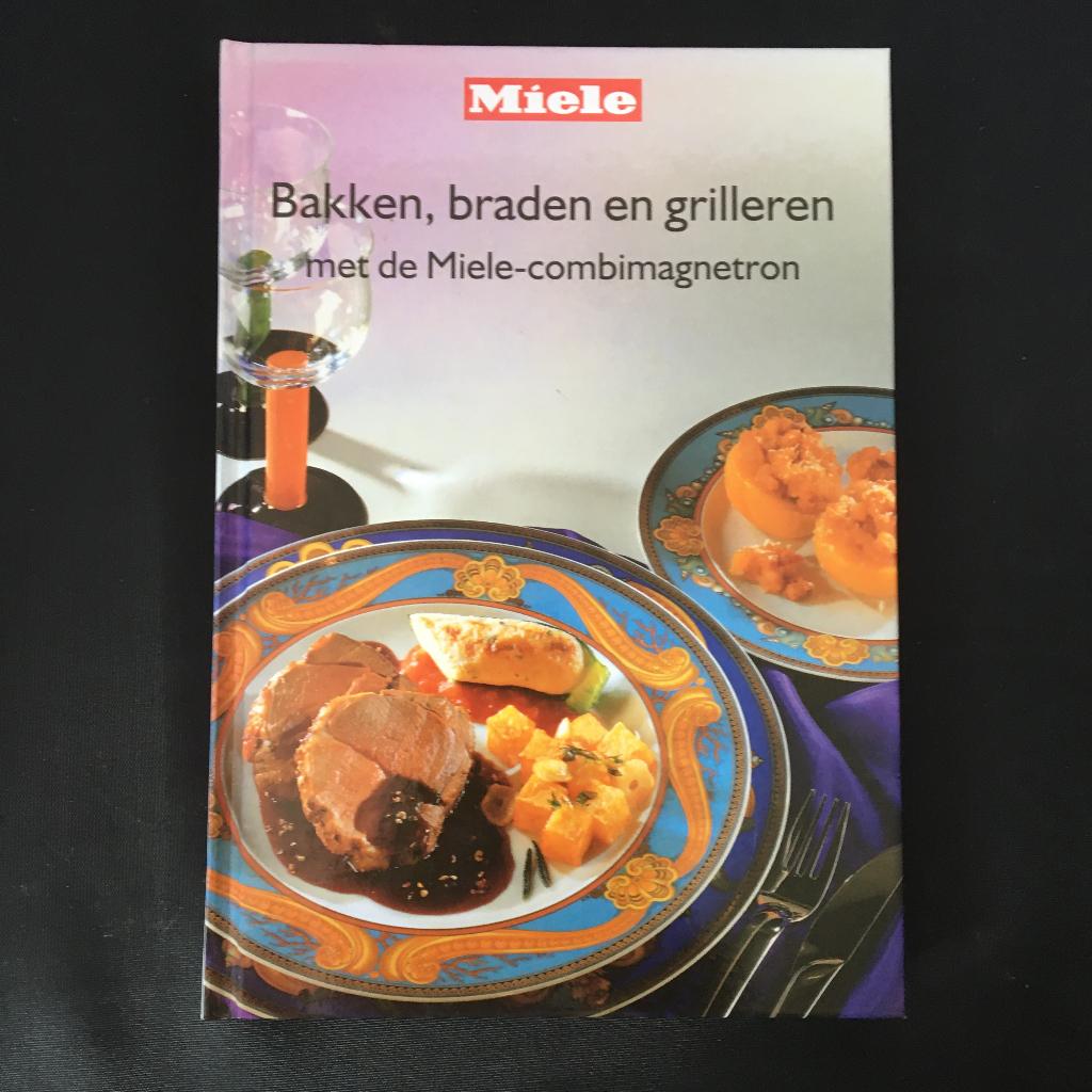 Miele bakken, braden en grilleren, Ophalen of Verzenden, Zo goed als nieuw, Nederland en België