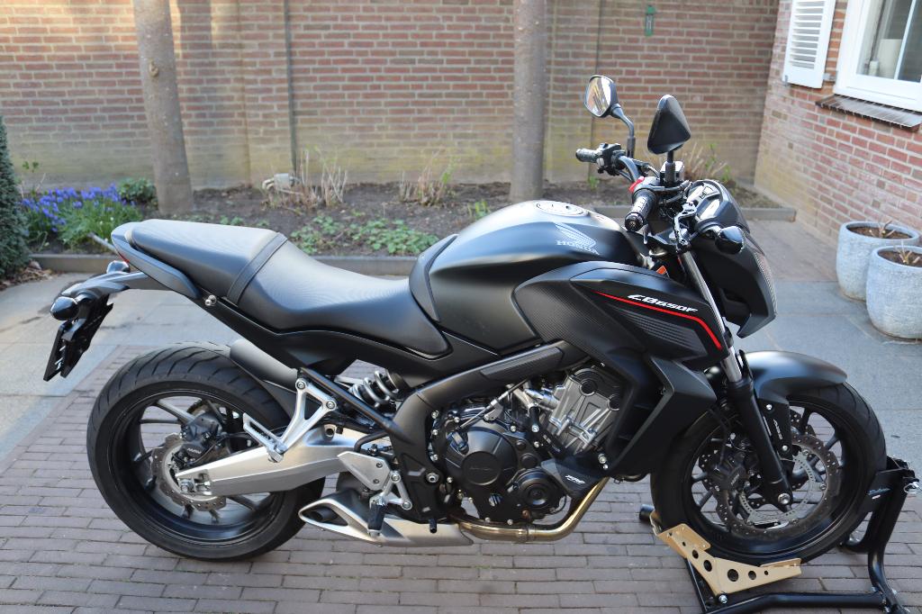 Honda CB650F - A2 Mogelijk! - foto 2