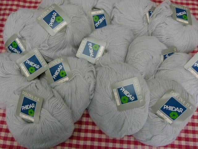 Breiwol wol garen Phildar Dolcina D.K. licht grijs 14 bollen, Hobby en Vrije tijd, Breien en Haken, Ophalen of Verzenden, Nieuw