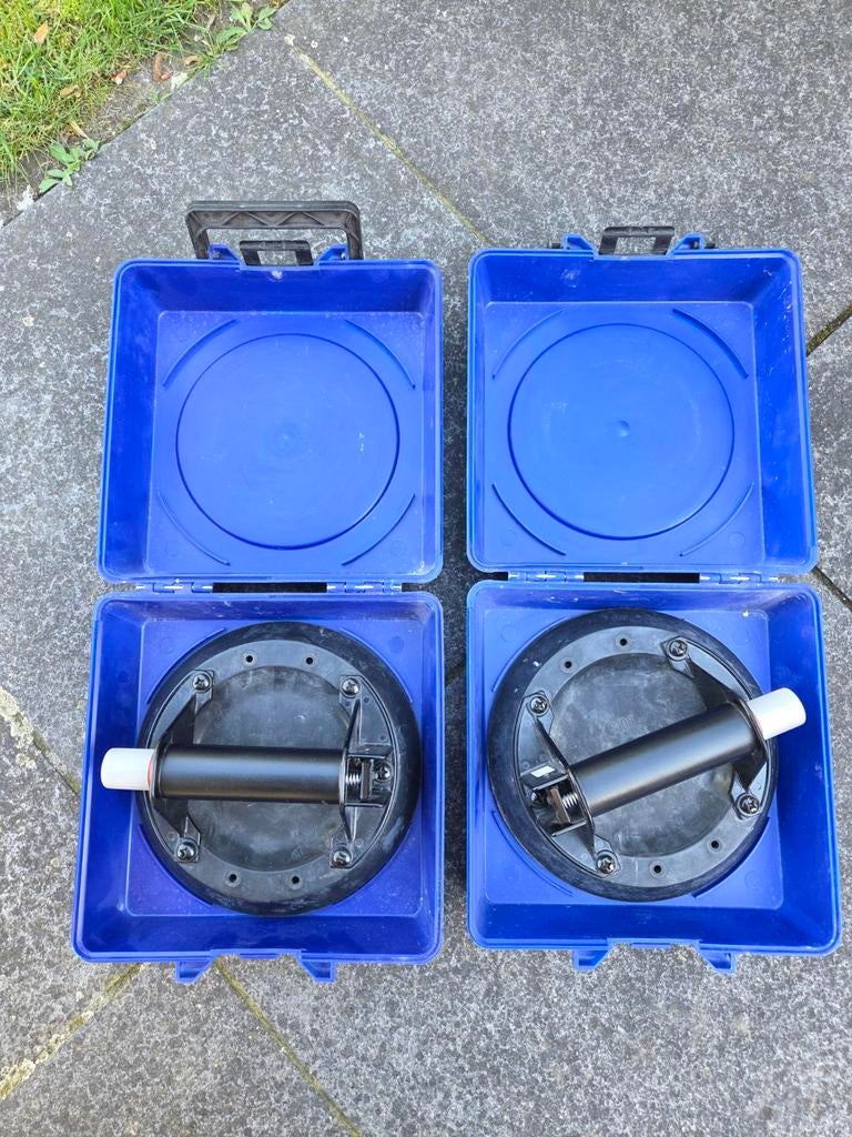 Set van 2 vacuüm zuignappen in koffer, Ophalen, Zo goed als nieuw