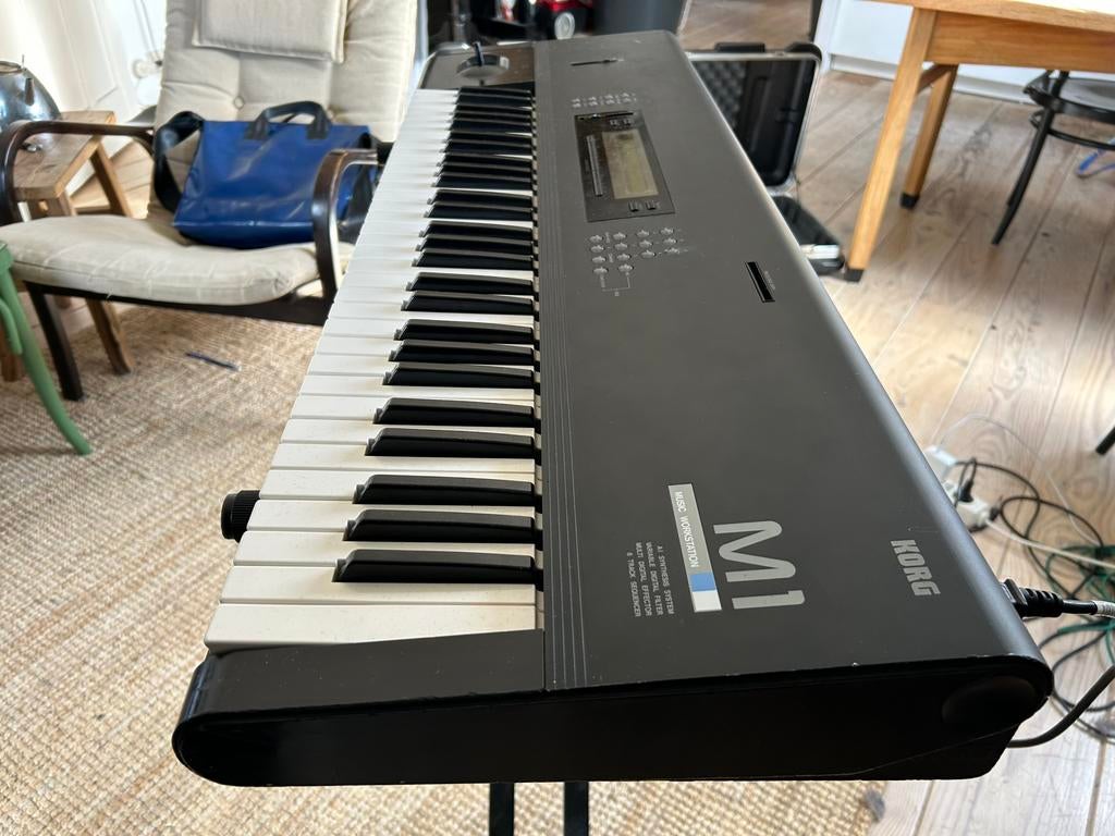 Korg M1 synthesizer, Ophalen, Zo goed als nieuw, 61 toetsen, Korg