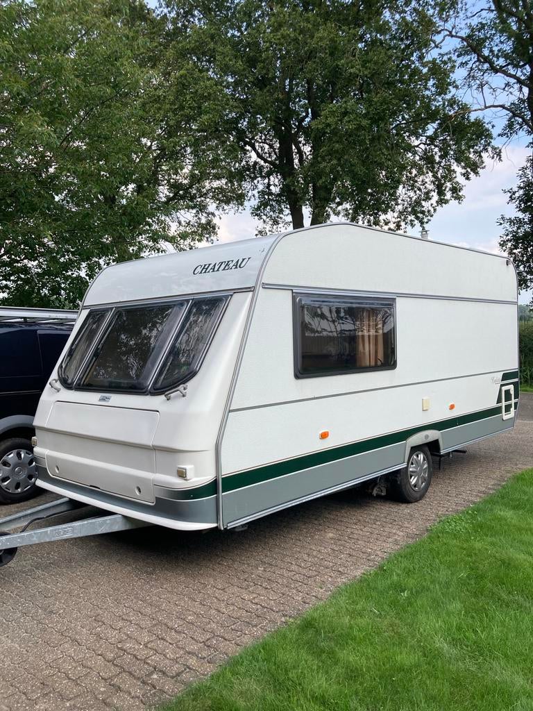 Caravan te koop Chateau Calista 450 Cruise., Frans bed, Treinzit, Particulier, Schokbreker