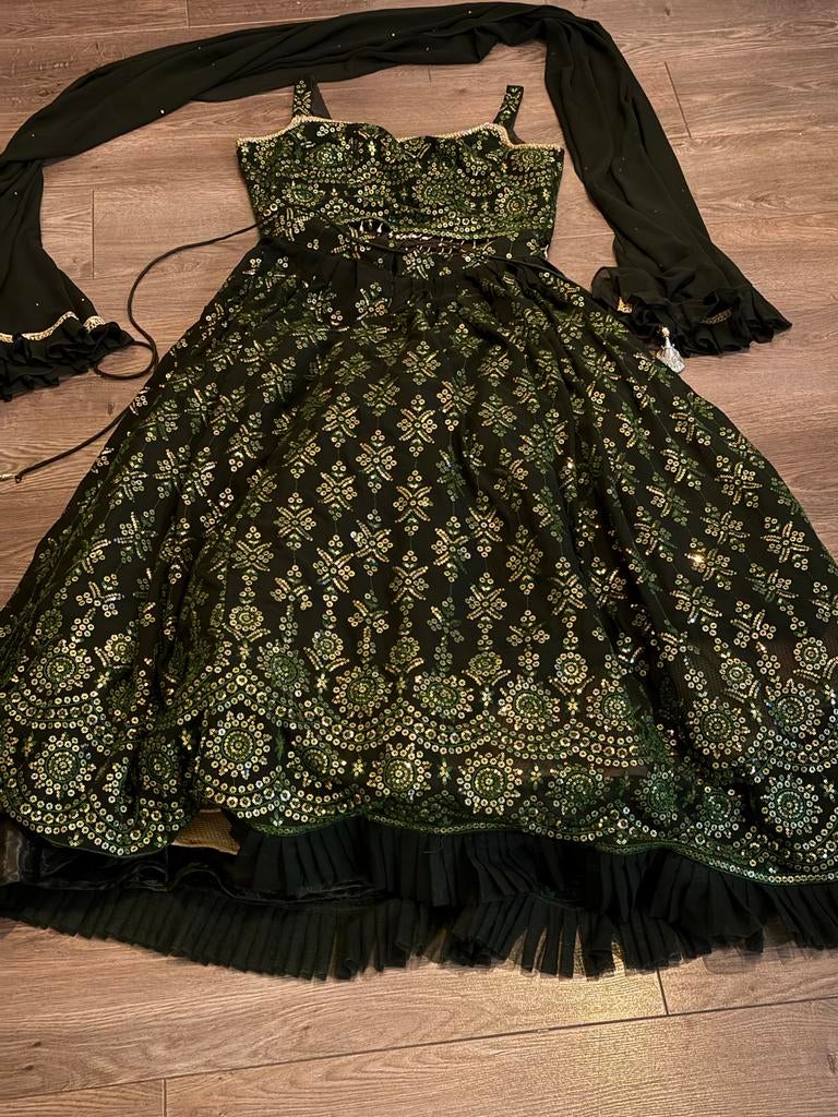 Prachtige Indiase Galajurk -Groene Details, Maat 38/40 (M), Galajurk, Zwart, Ophalen of Verzenden
