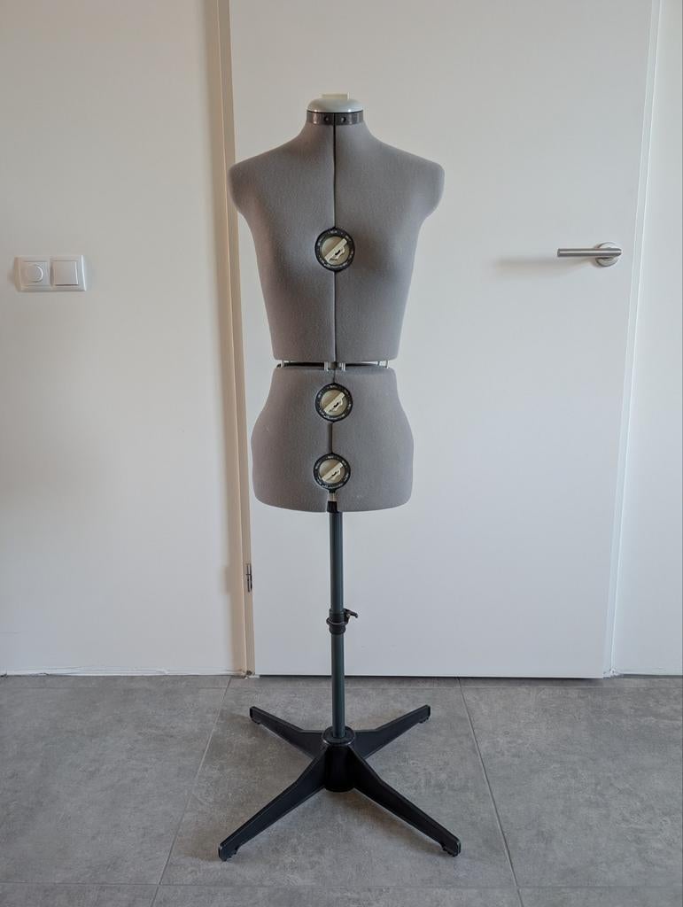 Verstelbare paspop, Ophalen, Zo goed als nieuw, Paspop