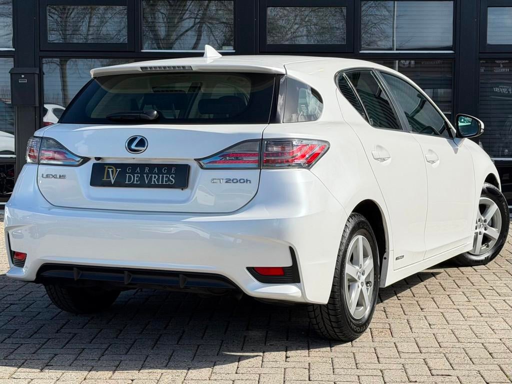 Lexus CT 200h Luxury Line Parelmoerwit Orig NL NAP Garantie, 136 pk, Gebruikt, Zwart, 4 cilinders
