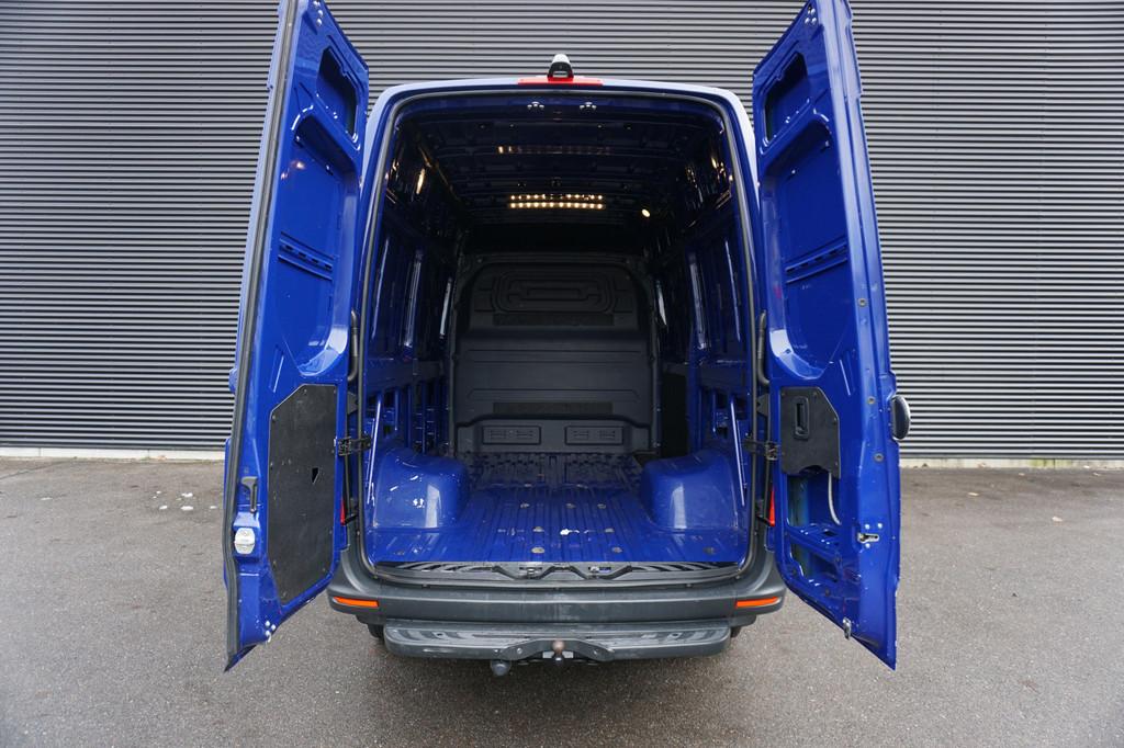 Mercedes-Benz Sprinter 516 160pk Automaat 5000kg L2H2 Dubbel, Auto's, Gebruikt, Zwart, 4 cilinders, Blauw