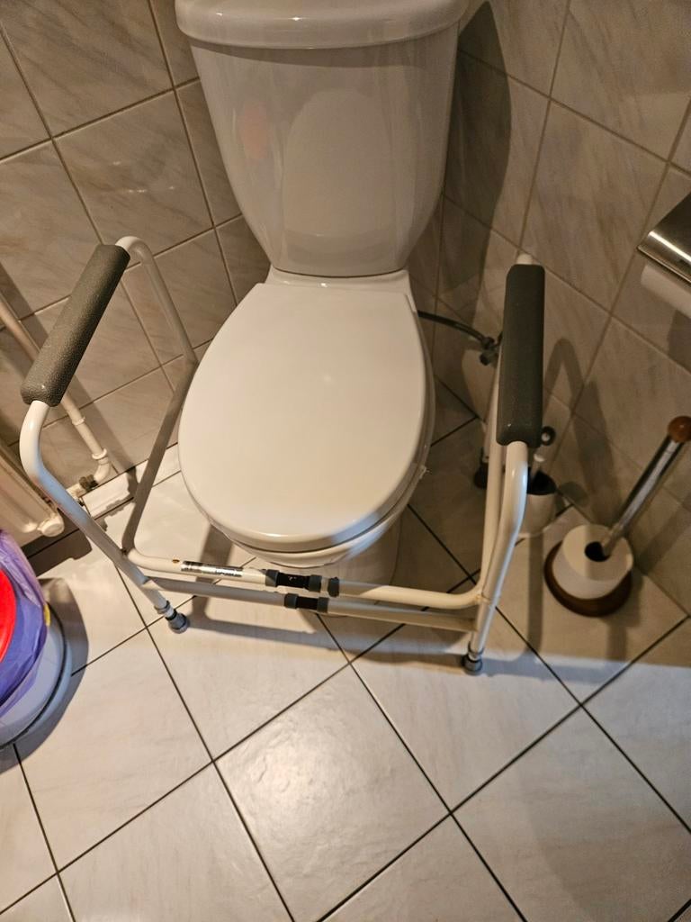 Toiletframe senioren, Ophalen, Gebruikt