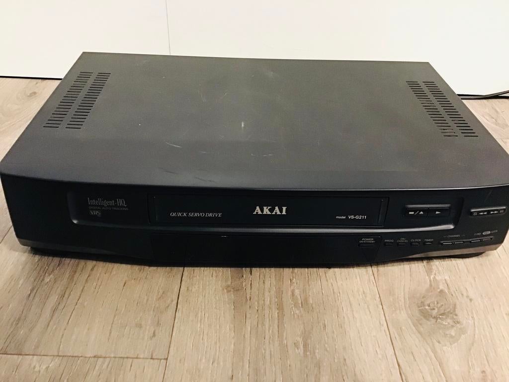 AKAI videoredorder VS-G211EOH, zie foto’s, Ophalen of Verzenden, VHS-speler of -recorder