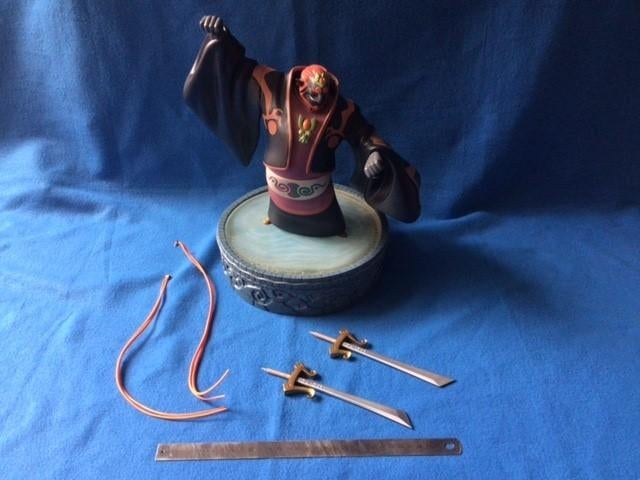 Legend of Zelda Ganondorf statue First4Figures, Ophalen of Verzenden, Zo goed als nieuw