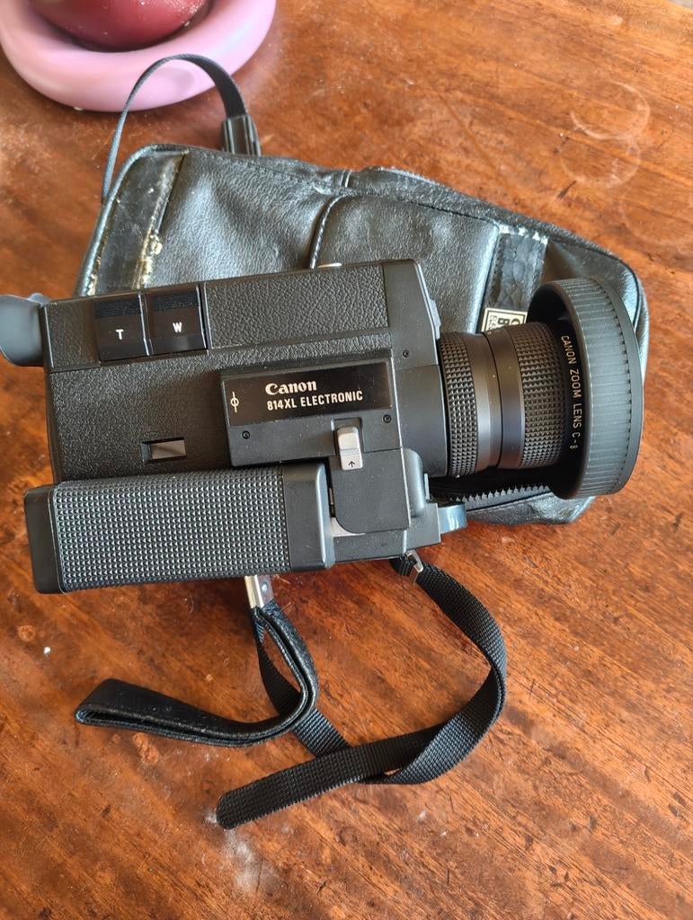 Canon 814XL Super 8 camera + tas + boekjes, Ophalen of Verzenden, 8mm, Camera