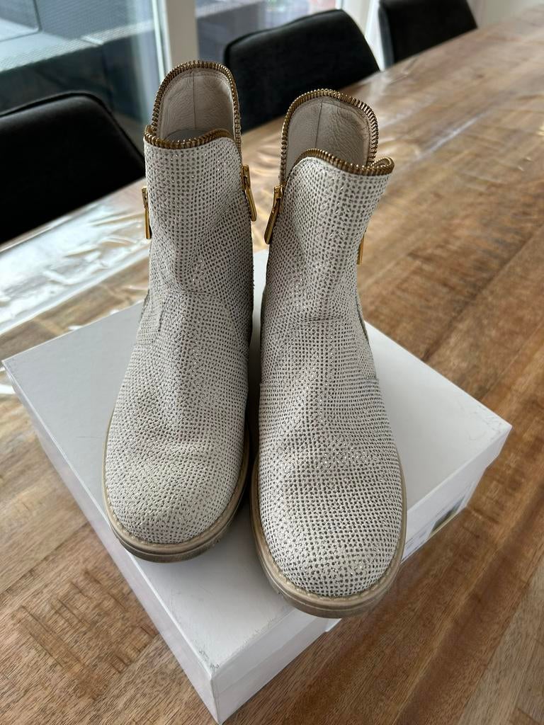 Meisjes enkellaarsje (Linea Raffaelli), Meisje, Ophalen of Verzenden, Laarzen, Zo goed als nieuw