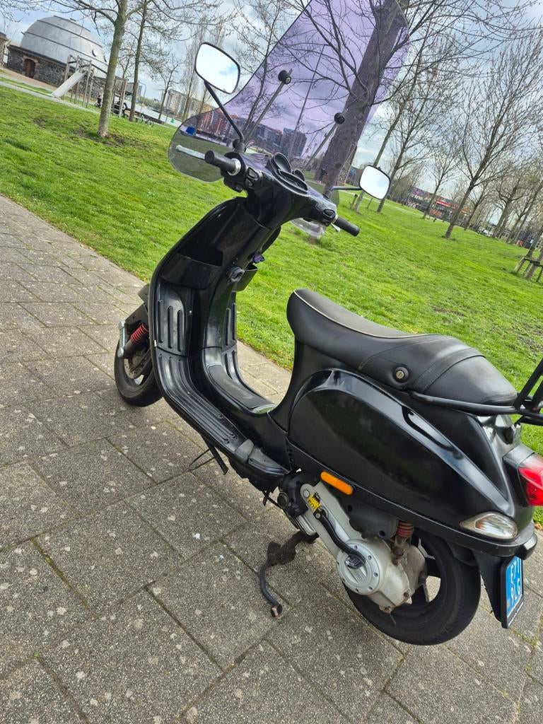 Vespa, Ophalen of Verzenden, Zo goed als nieuw, Benzine, Vespa