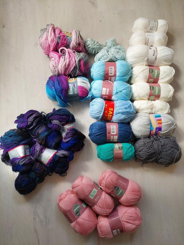 Grote partij wol en garen voor breien en haken, Hobby en Vrije tijd, Breien en Haken, Ophalen of Verzenden, Breien of Haken, Wol of Garen