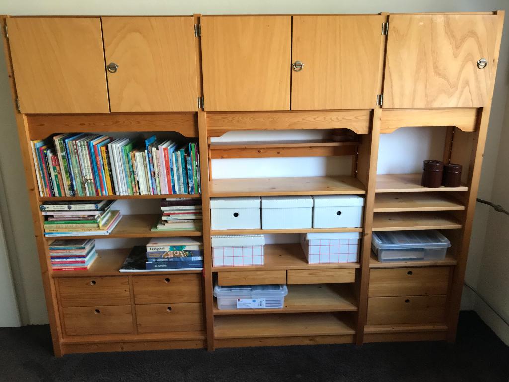 Lundia kast, Ophalen, Zo goed als nieuw