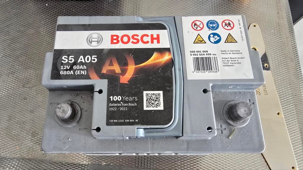 Nieuwe Bosch 60Ah accu, Bosch, Nieuw, Ophalen of Verzenden, Nvt
