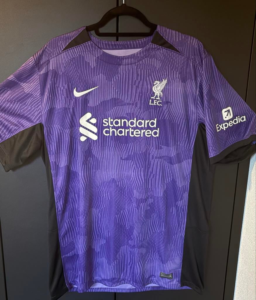 Liverpool uitshirt Ryan Gravenberch, Ophalen of Verzenden, Zo goed als nieuw, Maat 56/58 (XL), Paars