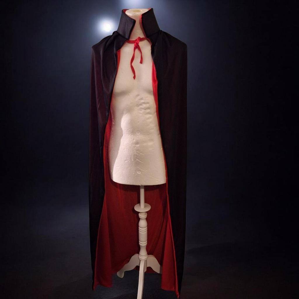 ‍️ Vampiermantel – Zwart & Rood (Carnavalskostuum) Nieuw, Ophalen of Verzenden, Nieuw, Carnaval, Kleding