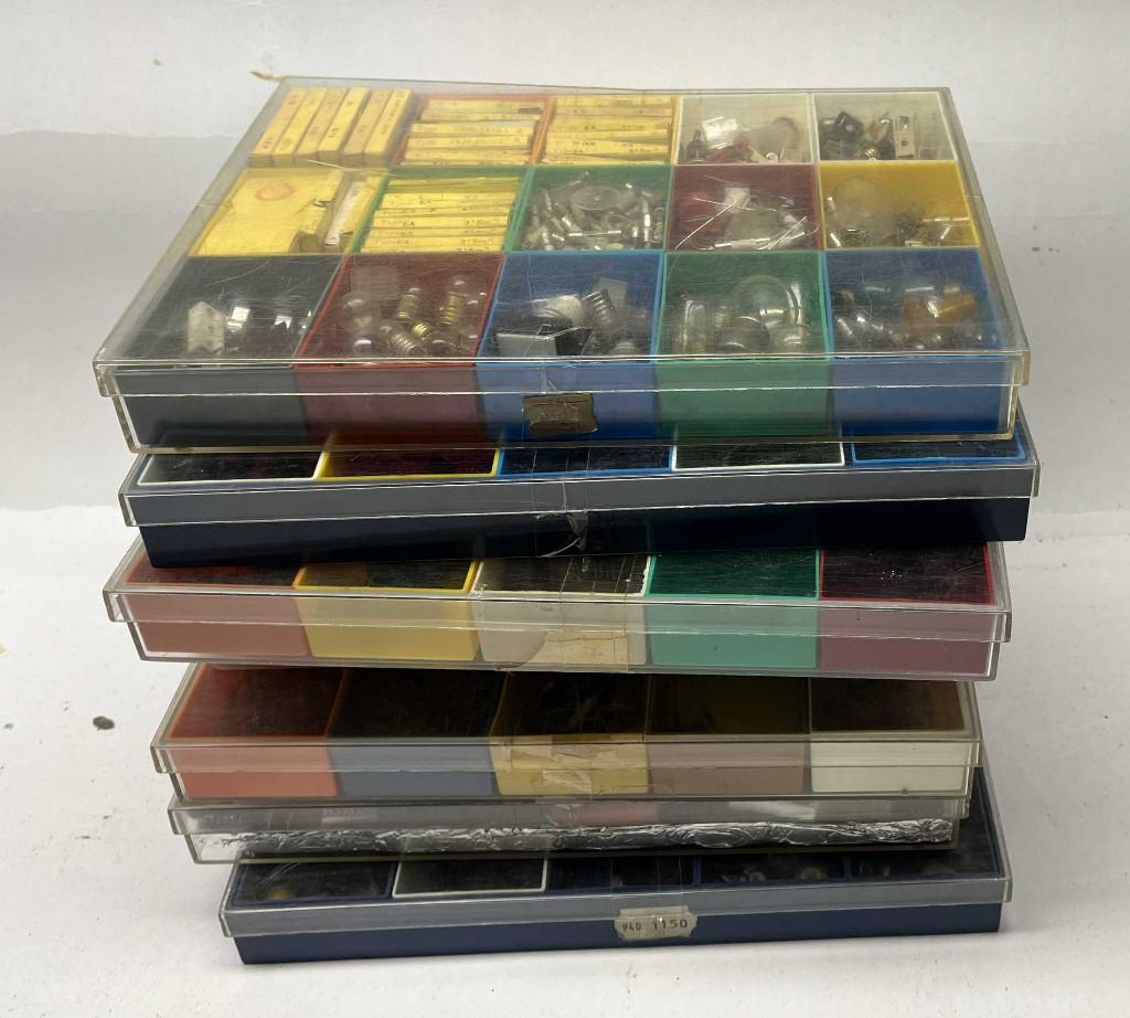 Grote verzameling electronica onderdelen, Ophalen, Gebruikt