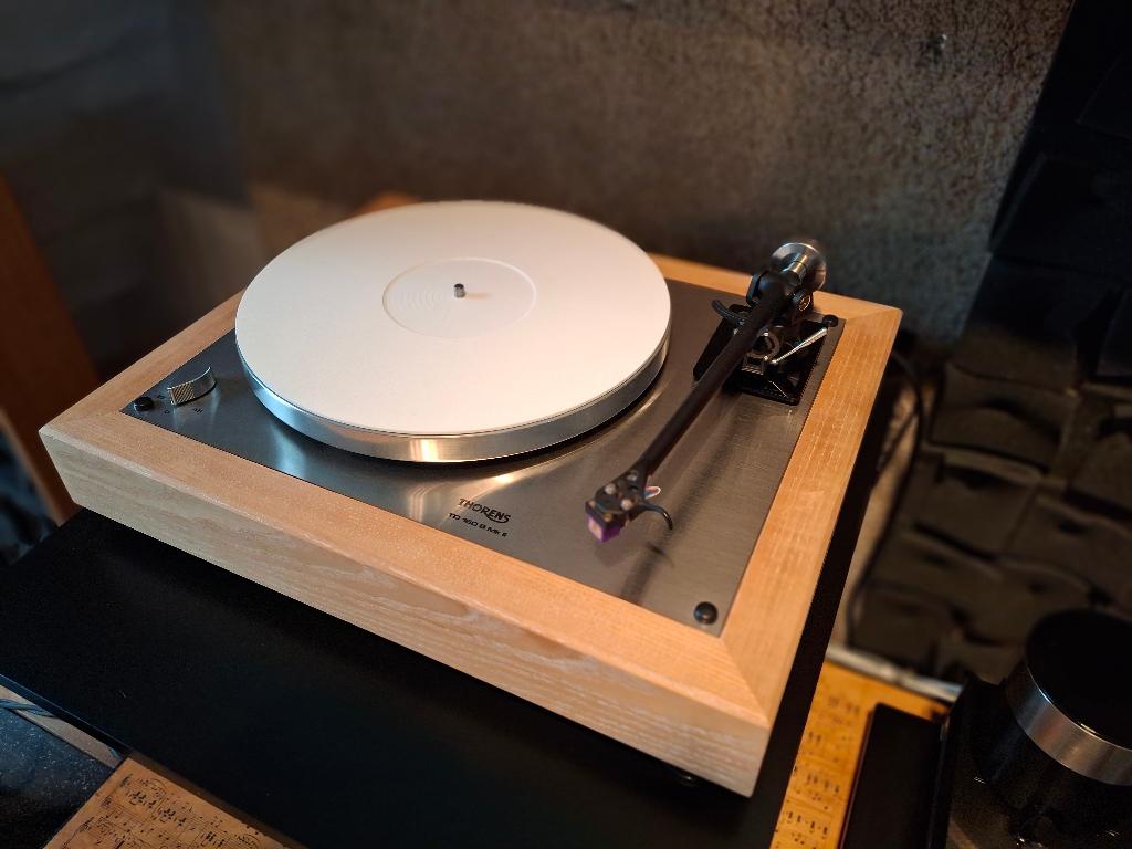Thorens TD160B Mk2, Ophalen, Zo goed als nieuw, Platenspeler, Thorens