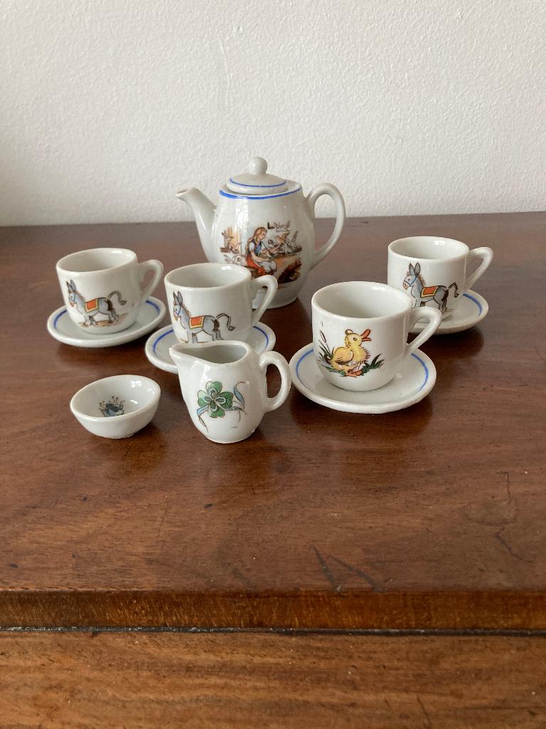 Kinder theeserviesje, Ophalen of Verzenden, Zo goed als nieuw, Gebruiksvoorwerp