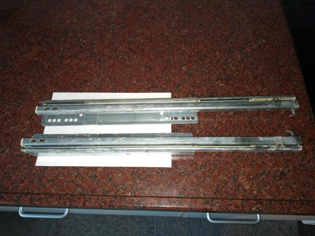 Hettich QUADRO ladegeleiders.10 sets, Ophalen of Verzenden, Gebruikt, IJzer, Overige typen