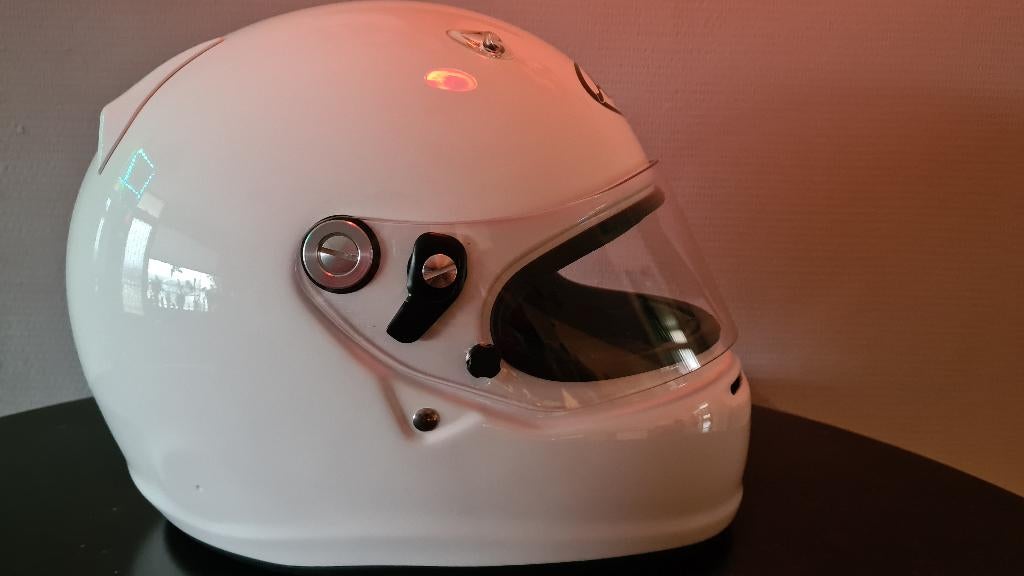 Arai SK-6 karthelm maat XL Incl kin-spoiler, Sport en Fitness, Karting, Ophalen, Nieuw, Helm of Handschoenen