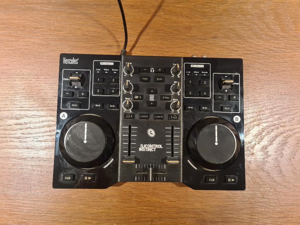 Hercules DJ Control Instinct, Muziek en Instrumenten, Dj-sets en Draaitafels, Gebruikt, Draaitafel, Overige merken, Ophalen