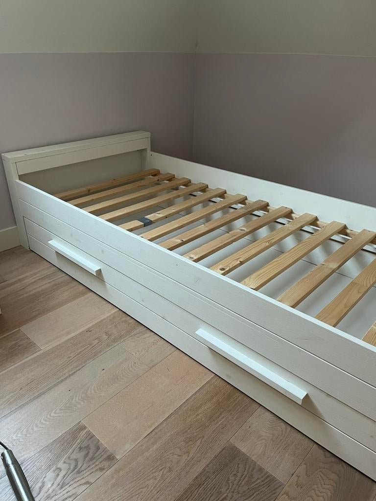 Robuust Wit Grenen Bed, Huis en Inrichting, Slaapkamer | Bedden, Ophalen, 90 cm, Eenpersoons, Wit