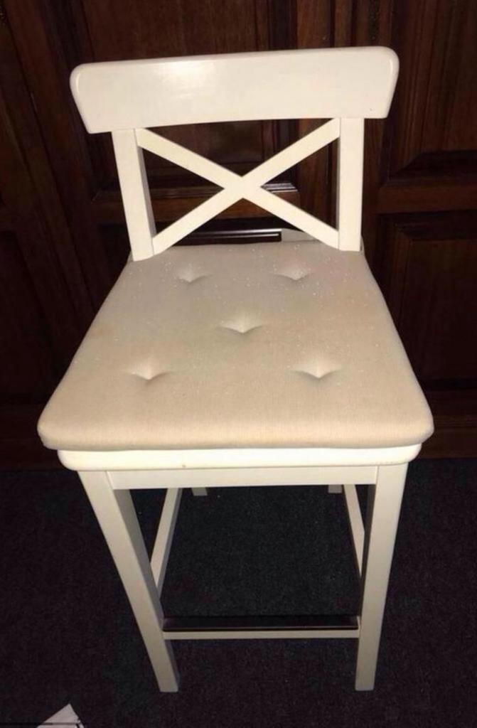 Retro barkruk 'BERLIOZ MINI' van IKEA, Huis en Inrichting, Stoelen, Ophalen, Gebruikt, Wit, Eén