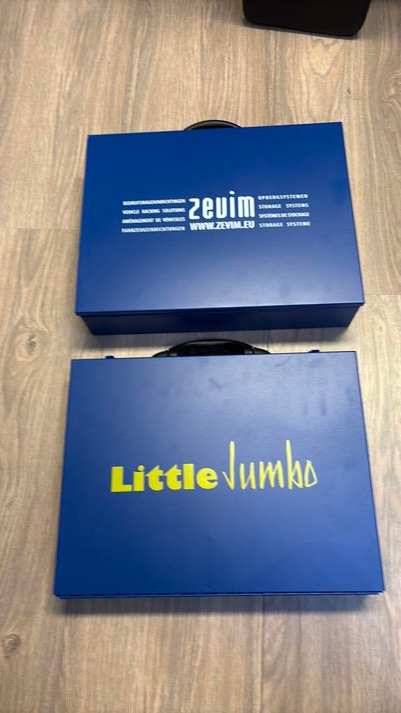 Nieuw 2 stalen assortimentskoffers zevim 32 en little jumbo, Doe-het-zelf en Verbouw, Ophalen of Verzenden, Nieuw
