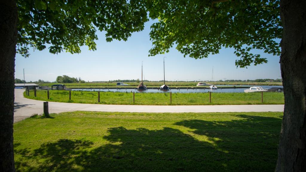 bootligplaats bij Tjeukemeer te huur, Watersport en Boten, Ligplaatsen, Zomer, Buiten