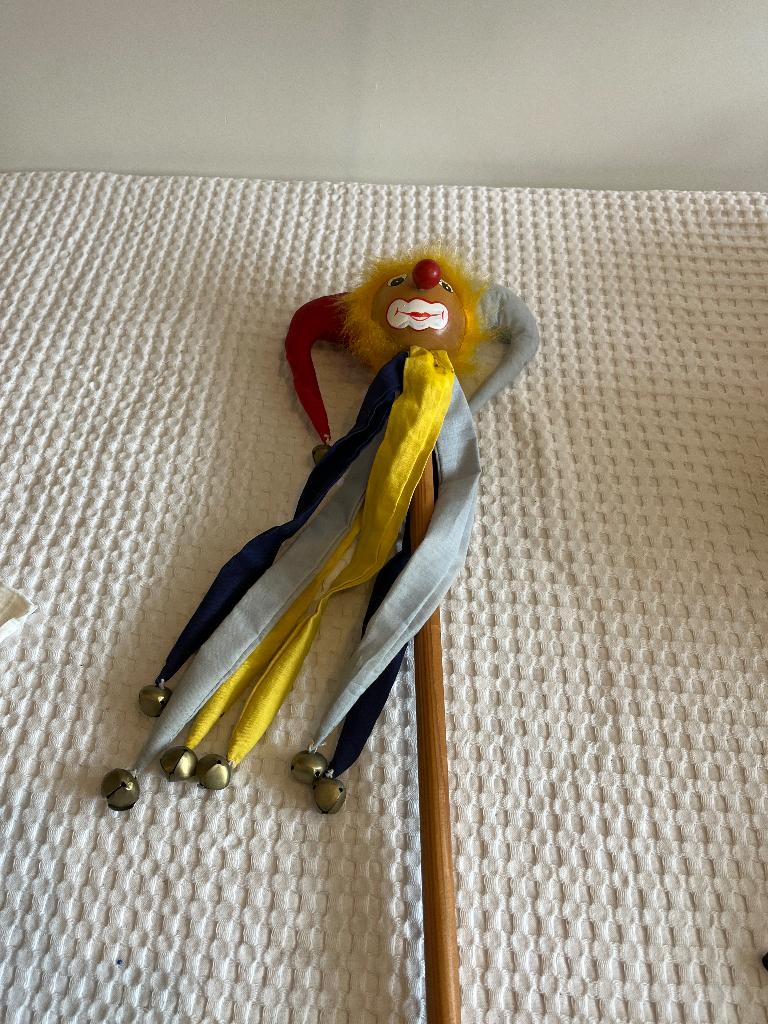 Carnavals Harlekijn op stok / Narrenstok (3), Carnaval, Ophalen of Verzenden, Onbekend, Accessoires